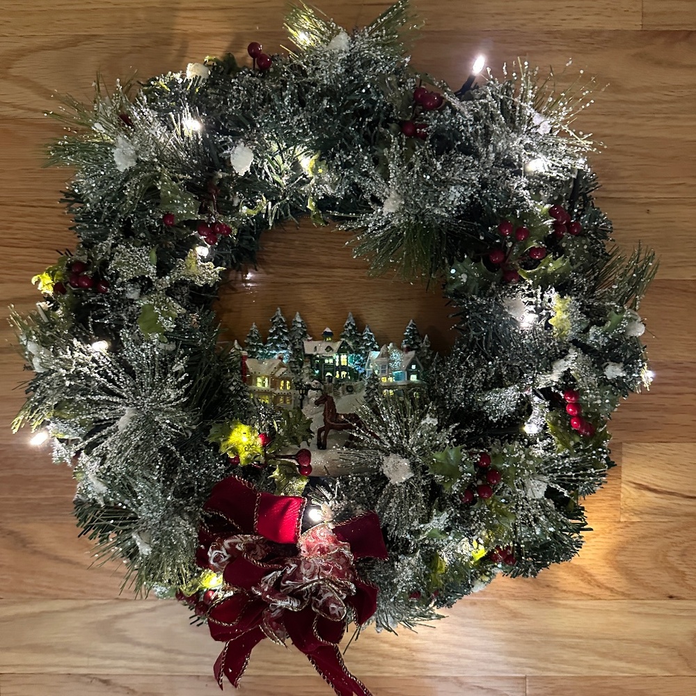 Victorian Themed Christmas Lights and Musical Artificial Wreath